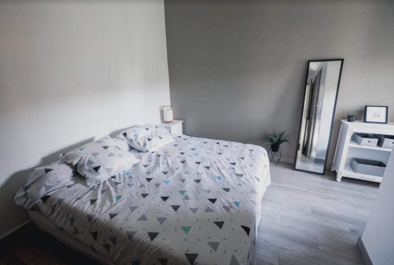 Petite Maison De Vacance Vue Mer 르 라방두 외부 사진